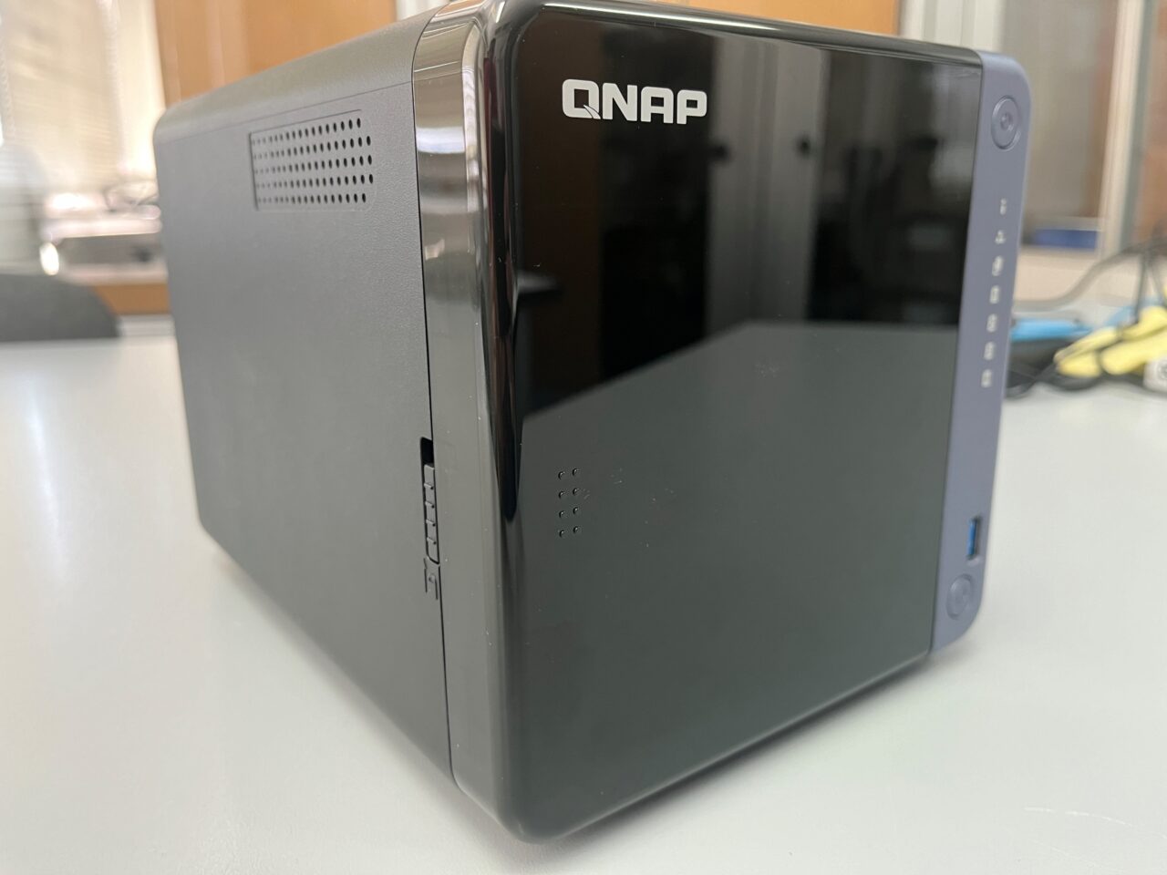 QNAP TS-432X