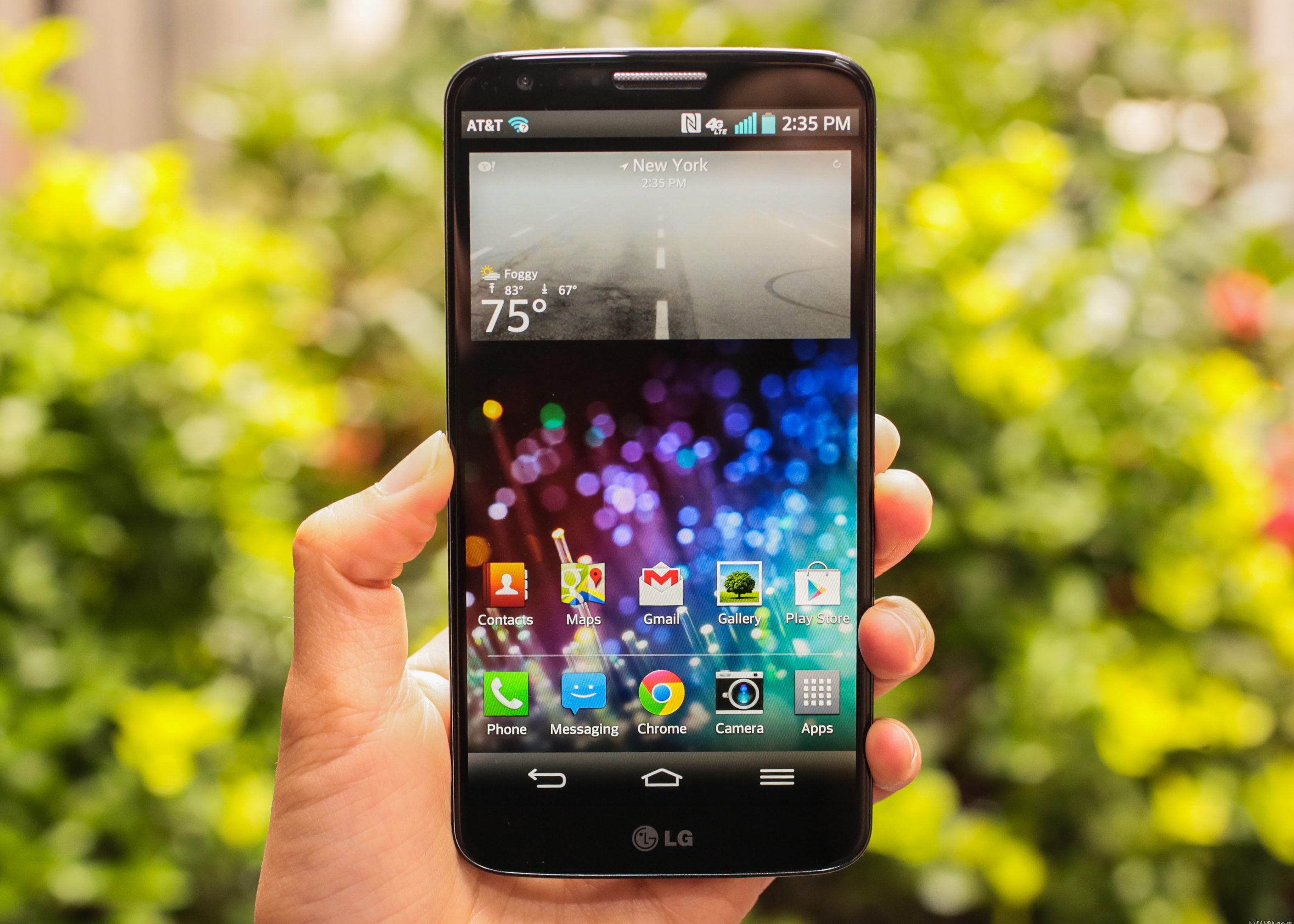 Недорогой качественный андроид. LG g2. Лучший андроид смартфон. Смартфон LG виджеты. Хорошие андроиды.