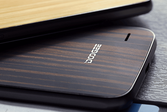 Wood-backs-available-for-the-Doogee-F3-Pro-with-3GB-of-RAM