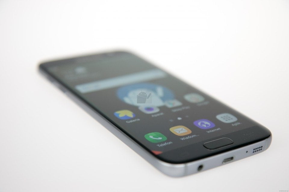 Samsung Galaxy S7-6886
