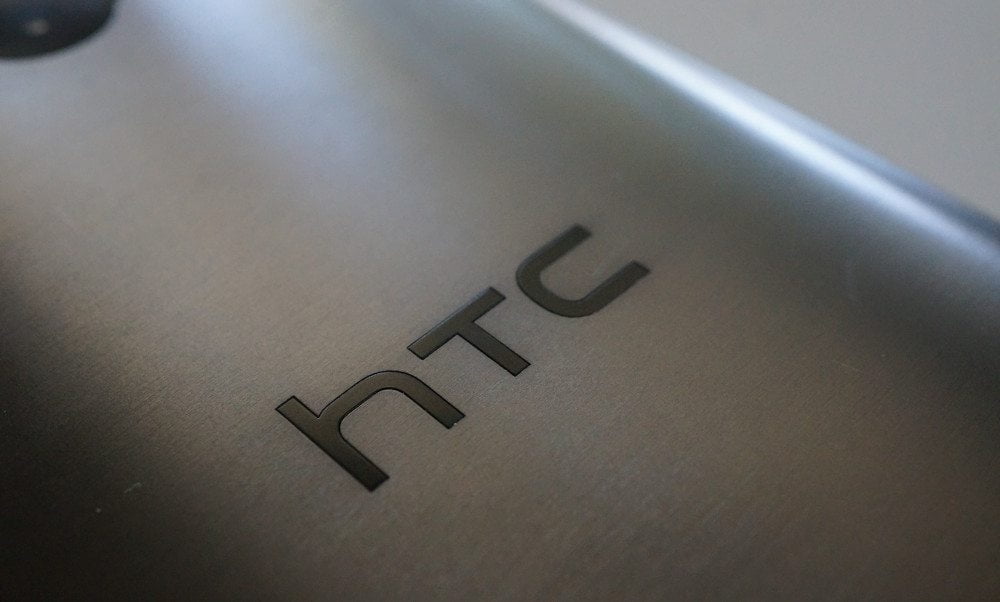 HTC chce odbić się od dna